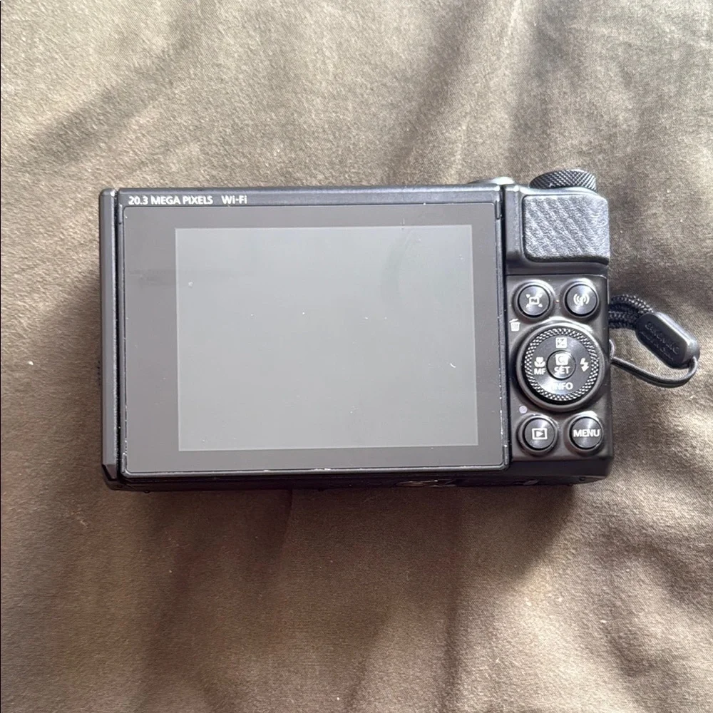 Canon SX740 HS Black Digital Camera